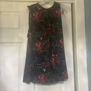 Moon 🌙 and 🌟 stars torrid floral shirt